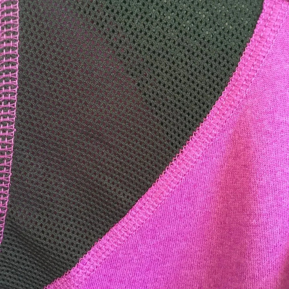 Nike Dri-Fit Purple  & Black Mesh Activewear Top Sz M - Picture 3 of 10